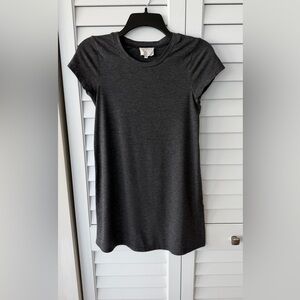 Sara Sara Heathered Gray Crewneck Tee
